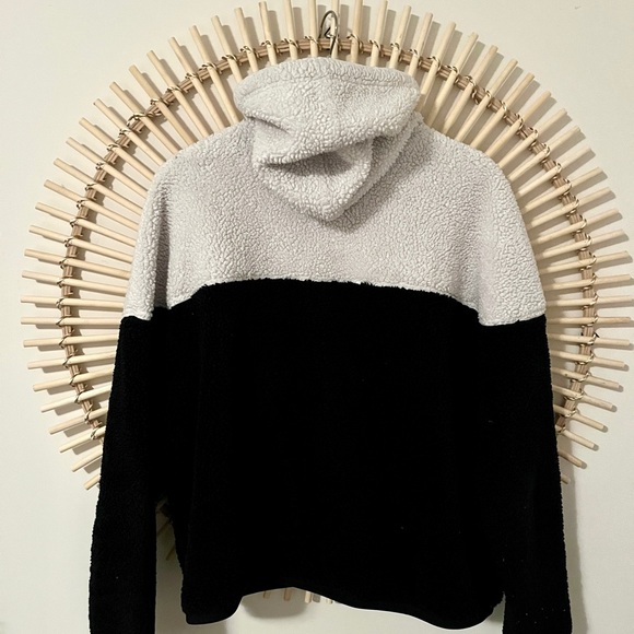 Nike Sportswear Women's Winter Windrunner Sherpa Jacket XL - Picture 4 of 6